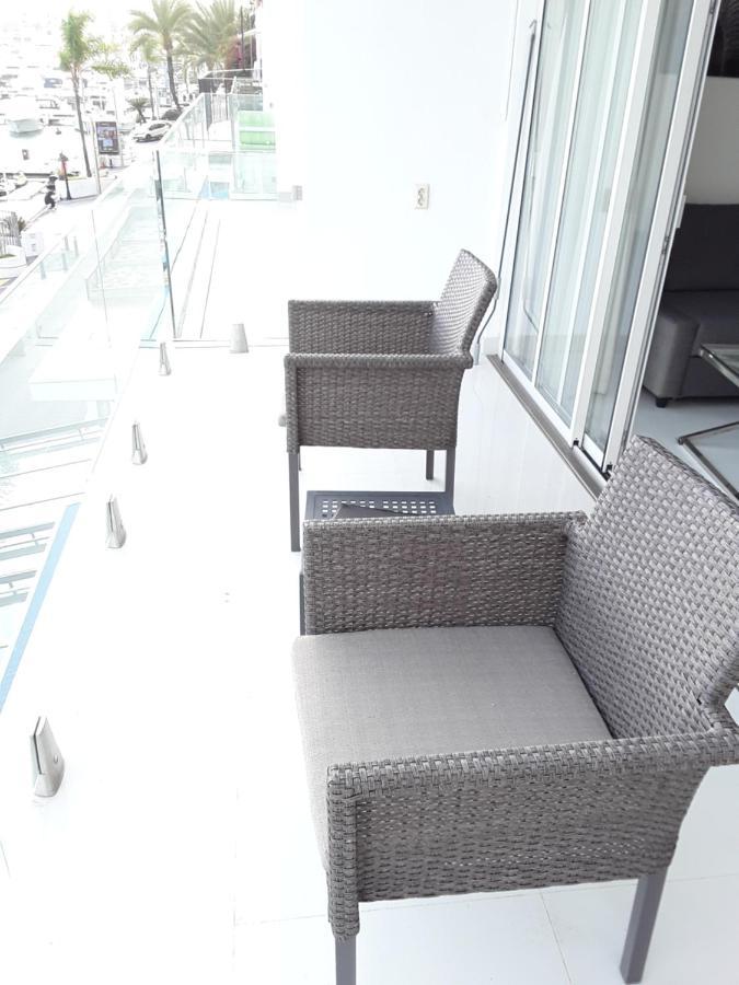 Front Port Line Sleeps 6 Daire Marbella Dış mekan fotoğraf