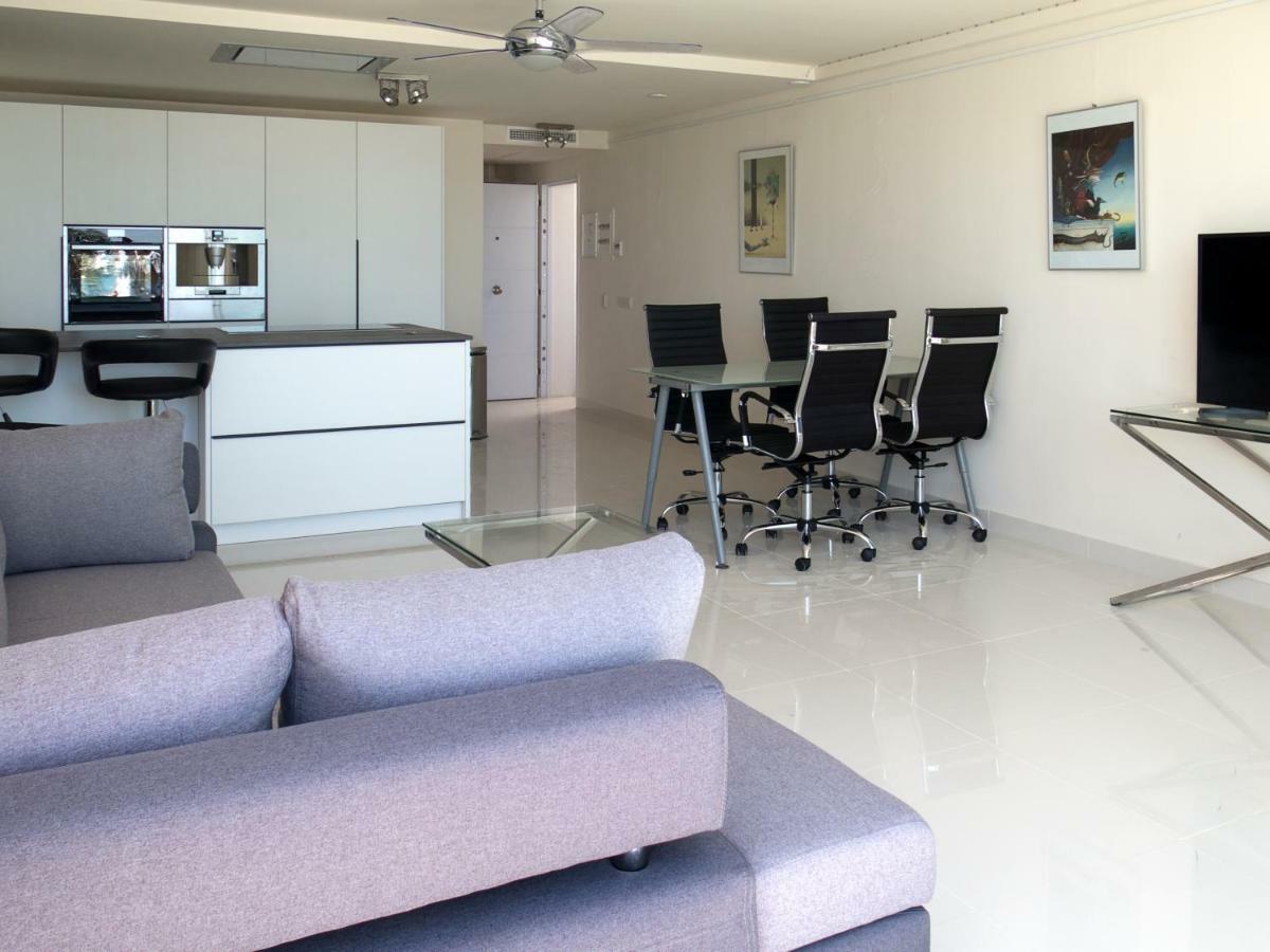 Front Port Line Sleeps 6 Daire Marbella Dış mekan fotoğraf